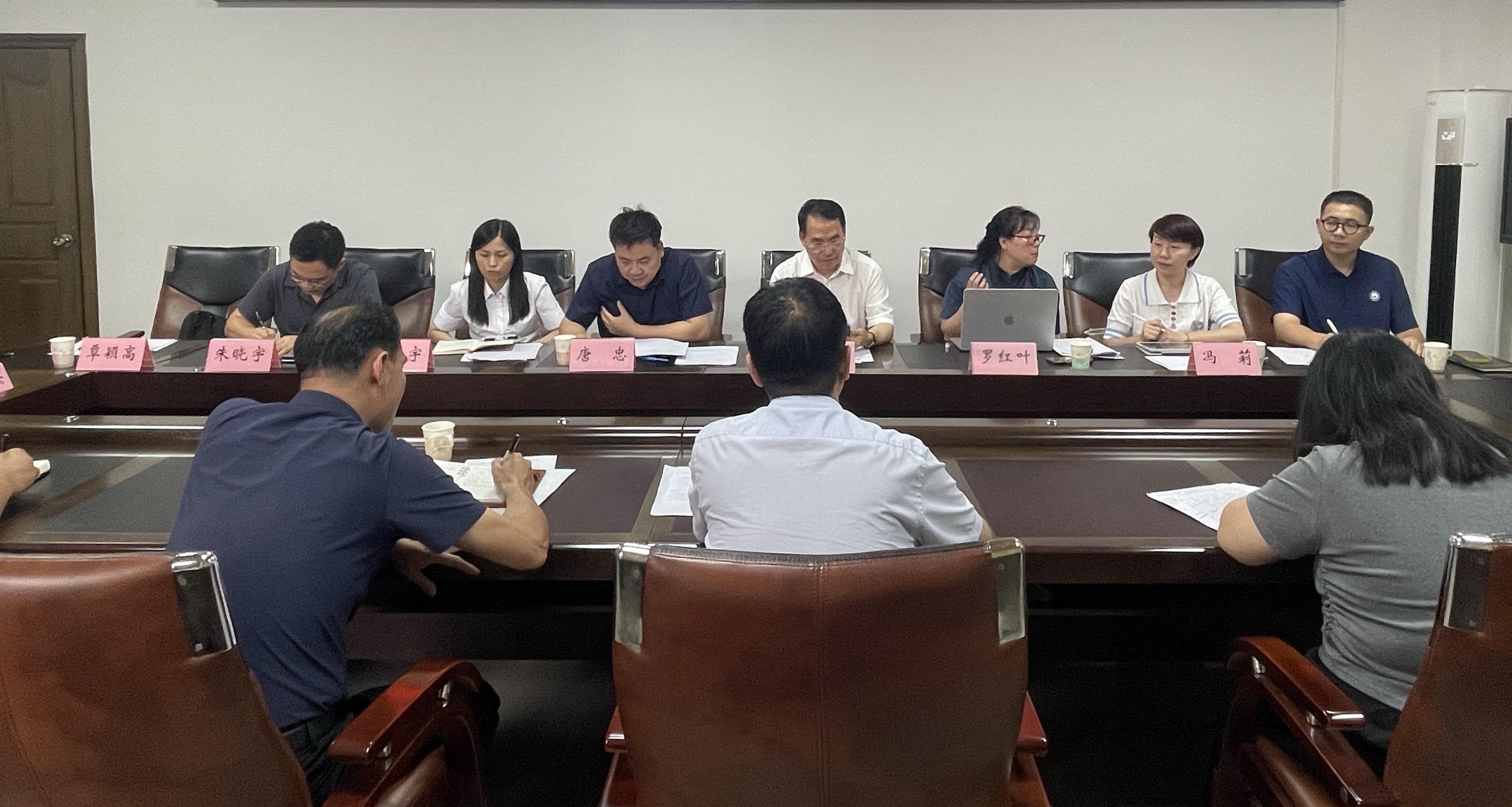 图1 与灵山县民政局开展访企拓岗交流.jpg 无码影片